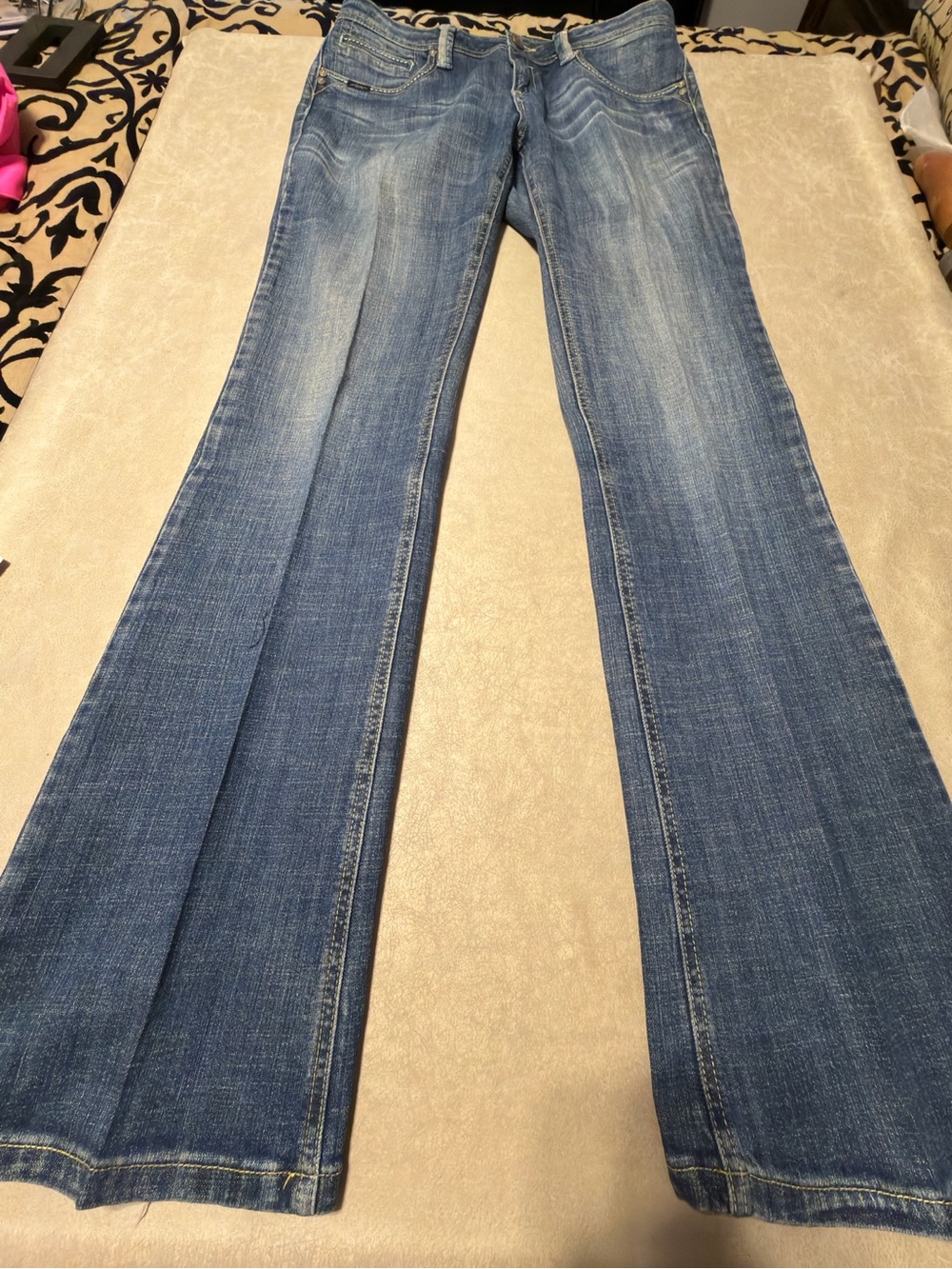 Cowgirl Up Jeans Women's Bootcut Jeans w/Topstitching. Size 10